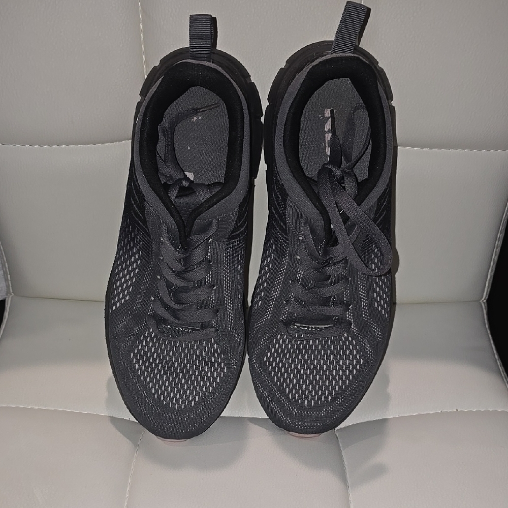 Women's Reebok Grey Athletic Shoes